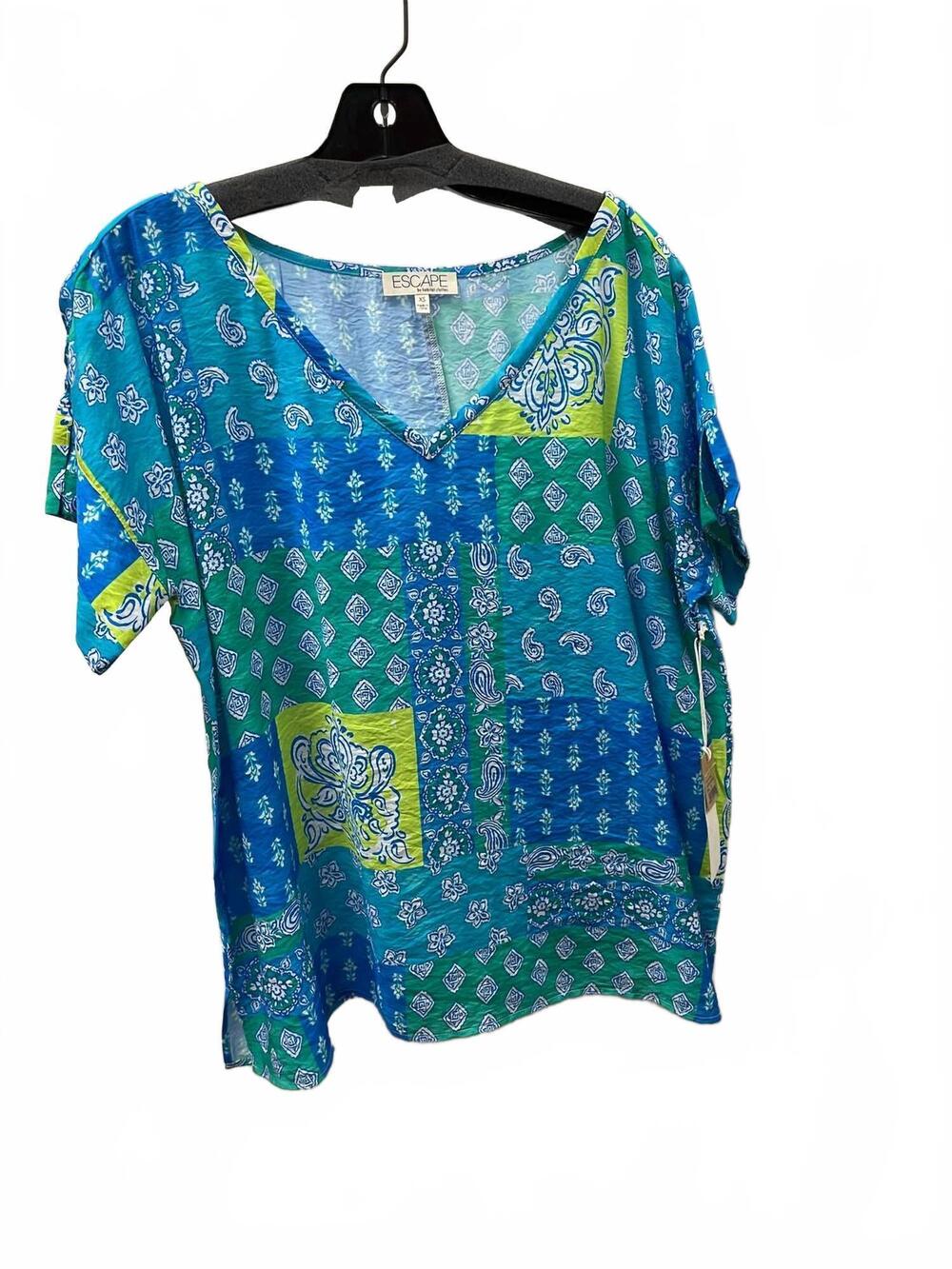 NEW ESCAPE BY HABITAT women's regatta vacay top in paisley riviera